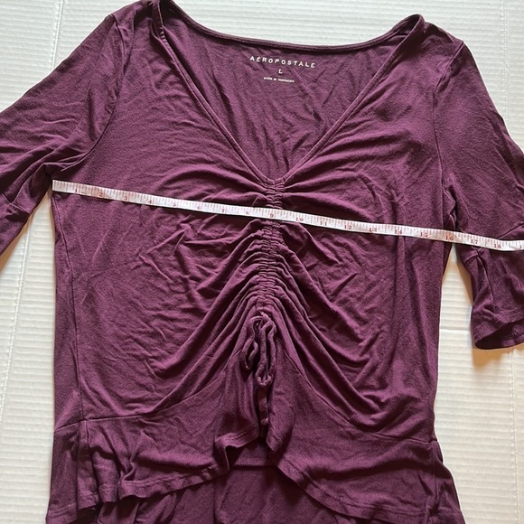 Aeropostale-large-plum cinch front, cropped blouse. V-neck top. Drawstring. - Picture 8 of 8